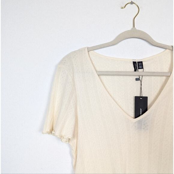 NWT Vero Moda Short Sleeve Lettuce Edge V-Neck Top Size XL - Picture 4 of 9